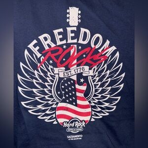 🎸 NWOT! Hard Rock Freedom Rocks Tshirt